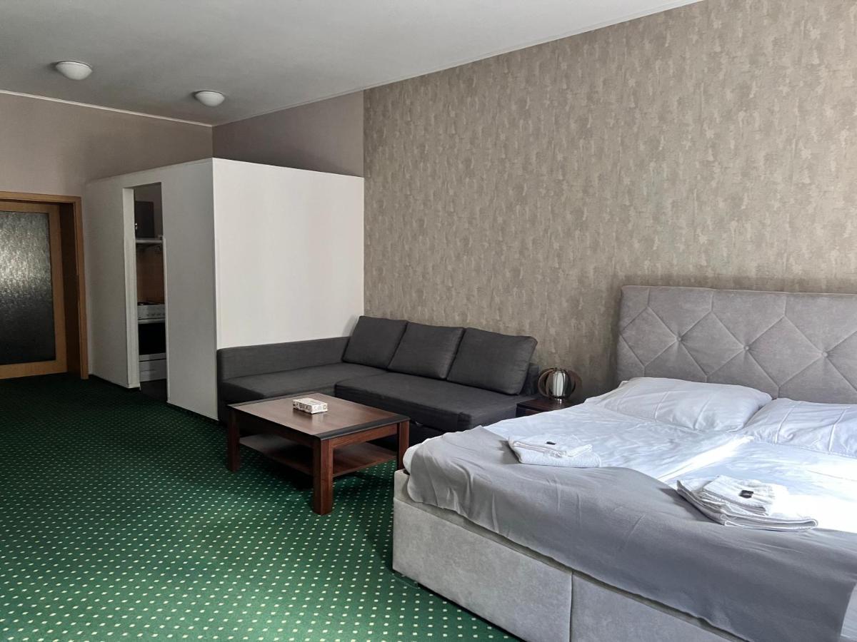 Pension U Jakuba Olomouc Buitenkant foto